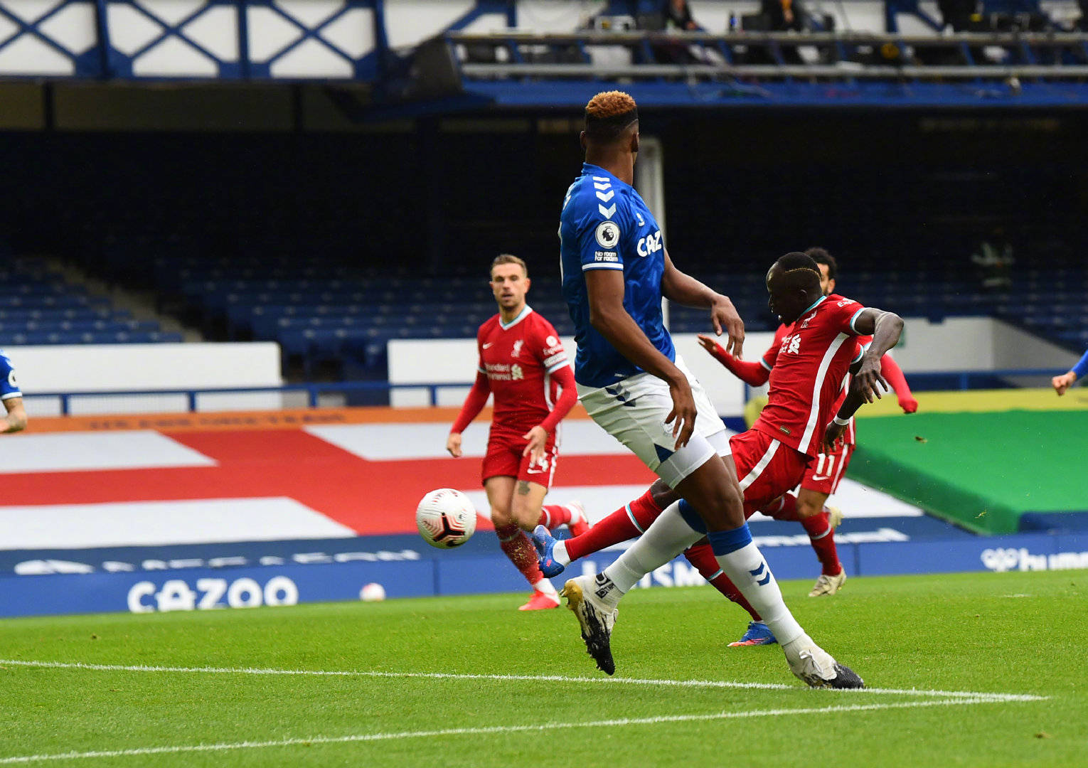 志的两队 志的两队